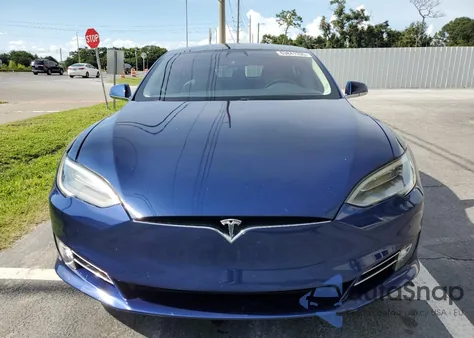 2017 Tesla Model S z USA, uszkodzony, nr VIN 5YJSA1E16HF203050